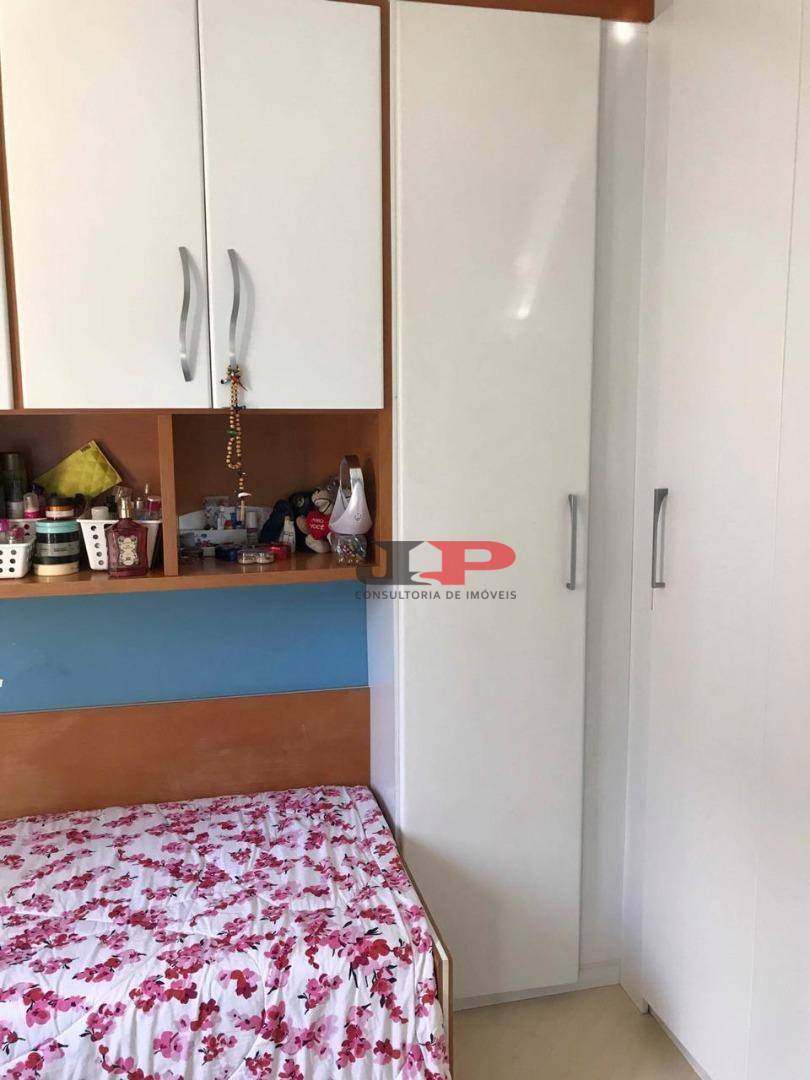 Apartamento à venda com 3 quartos, 64m² - Foto 18