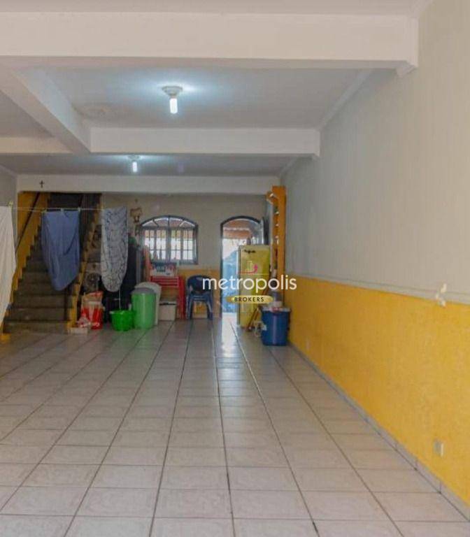 Sobrado à venda com 3 quartos, 241m² - Foto 3