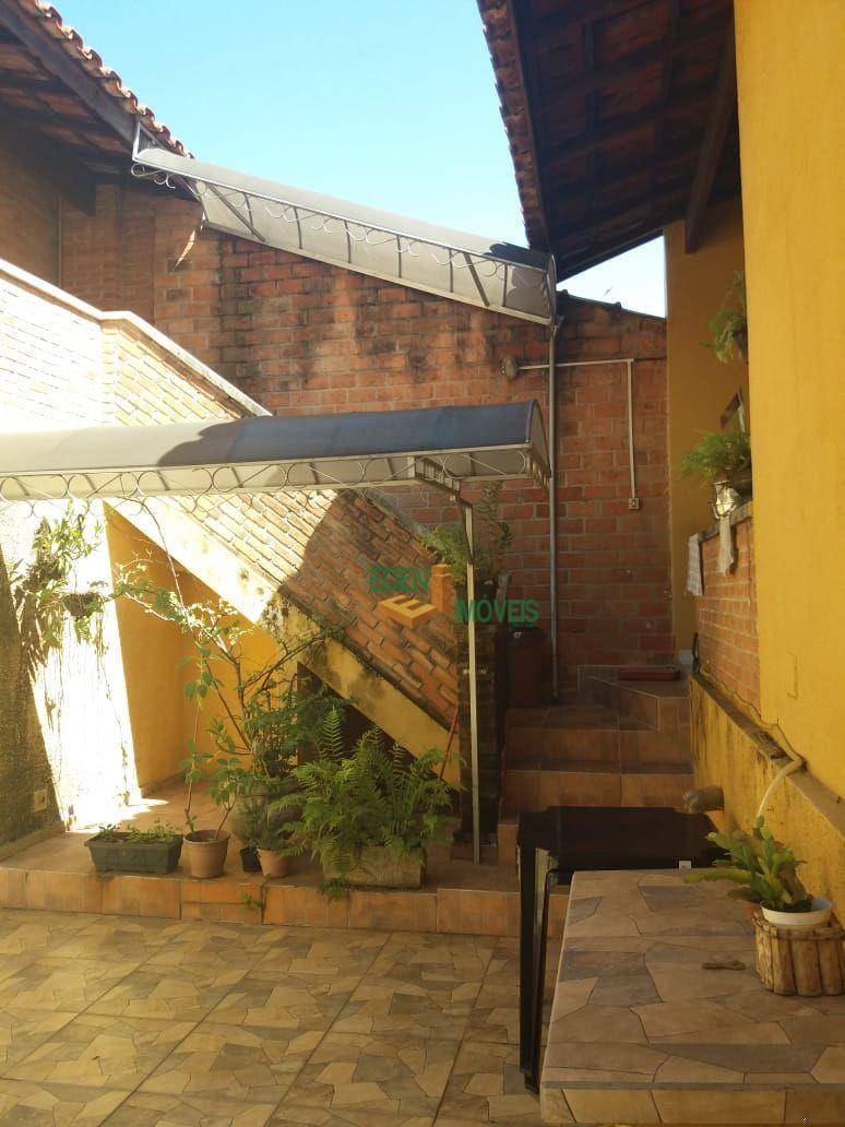 Casa à venda com 2 quartos, 250m² - Foto 3