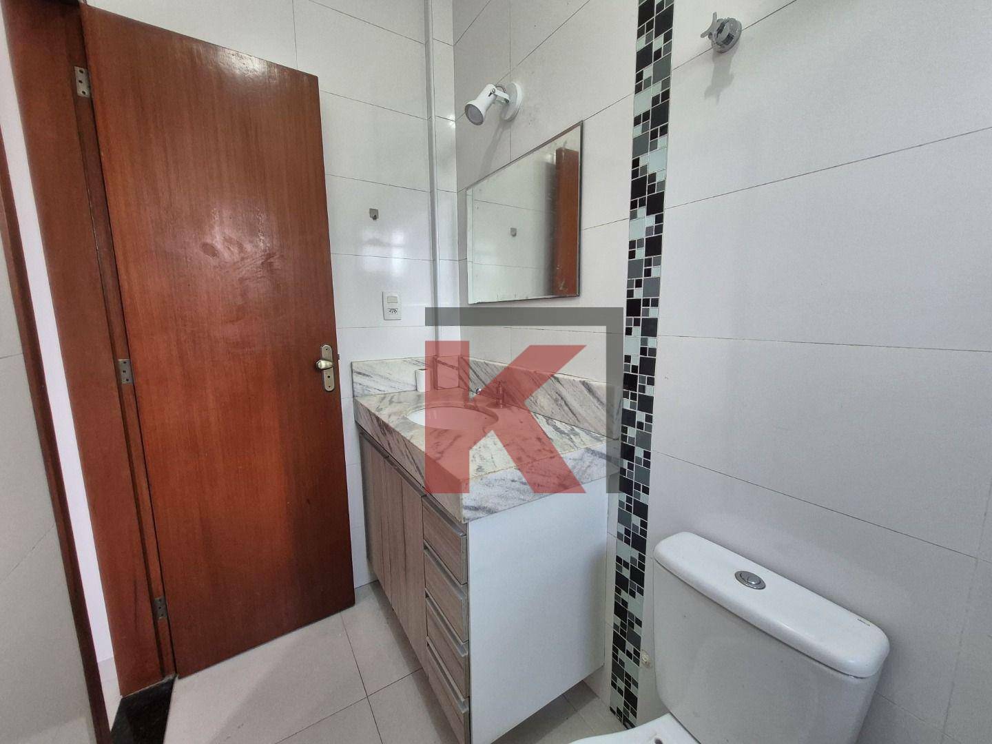 Casa para alugar com 2 quartos, 92m² - Foto 16