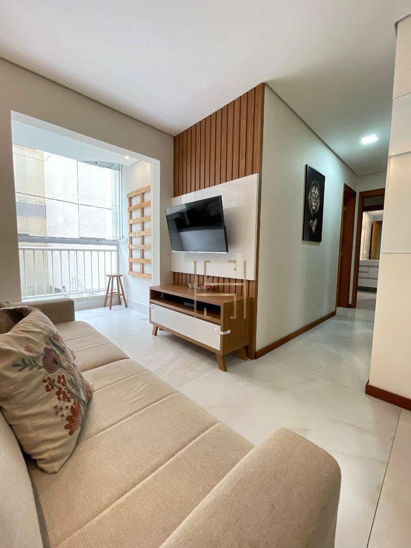 Apartamento à venda com 3 quartos, 73m² - Foto 1