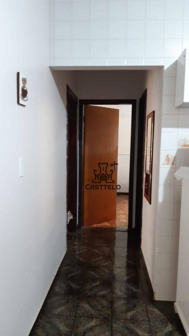 Sobrado à venda com 6 quartos, 230m² - Foto 34