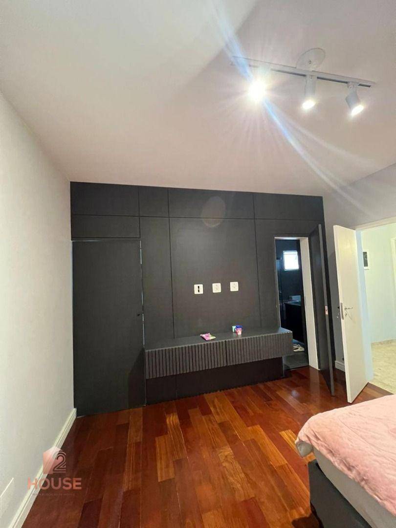 Casa de Condomínio à venda e aluguel com 3 quartos, 204m² - Foto 32