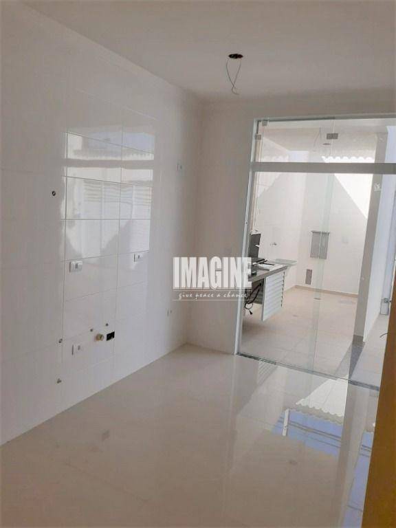 Sobrado à venda com 3 quartos, 83m² - Foto 4