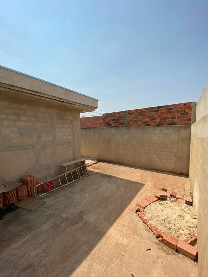 Casa à venda com 2 quartos, 150m² - Foto 18