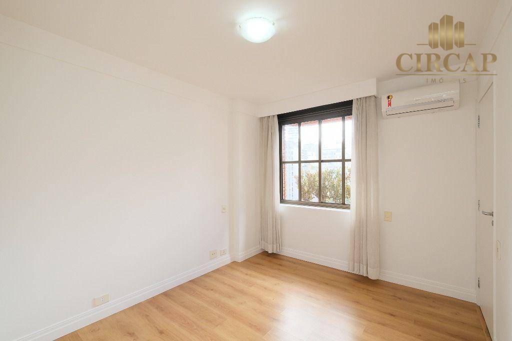 Apartamento à venda com 3 quartos, 198m² - Foto 21