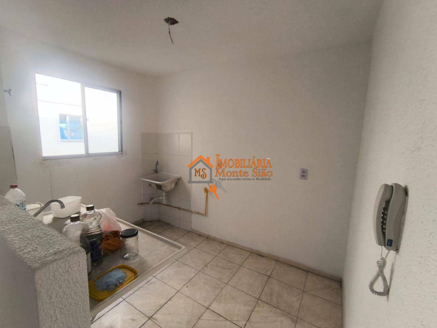 Apartamento à venda com 2 quartos, 40m² - Foto 4