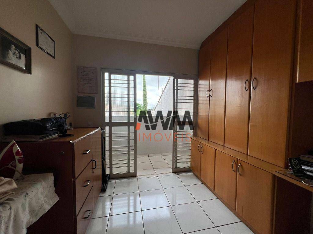 Sobrado à venda com 4 quartos, 229m² - Foto 24