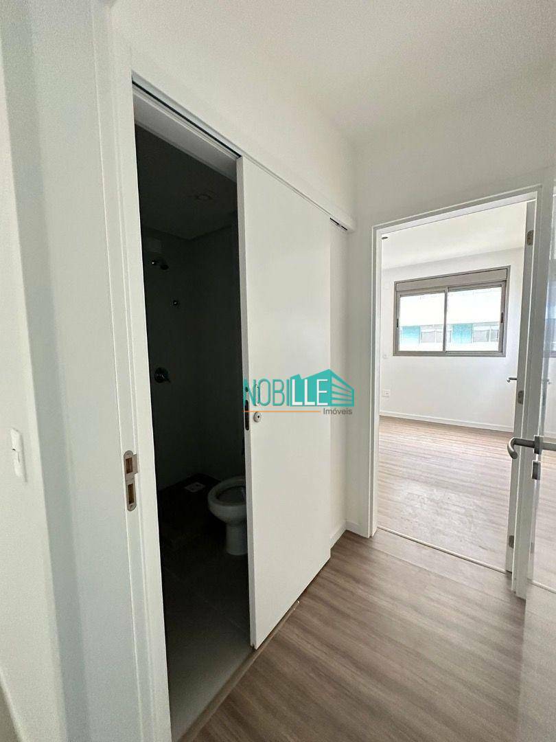 Apartamento à venda com 3 quartos, 96m² - Foto 17