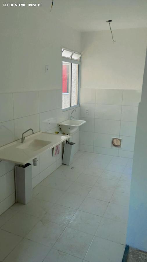 Apartamento à venda com 2 quartos, 42m² - Foto 3