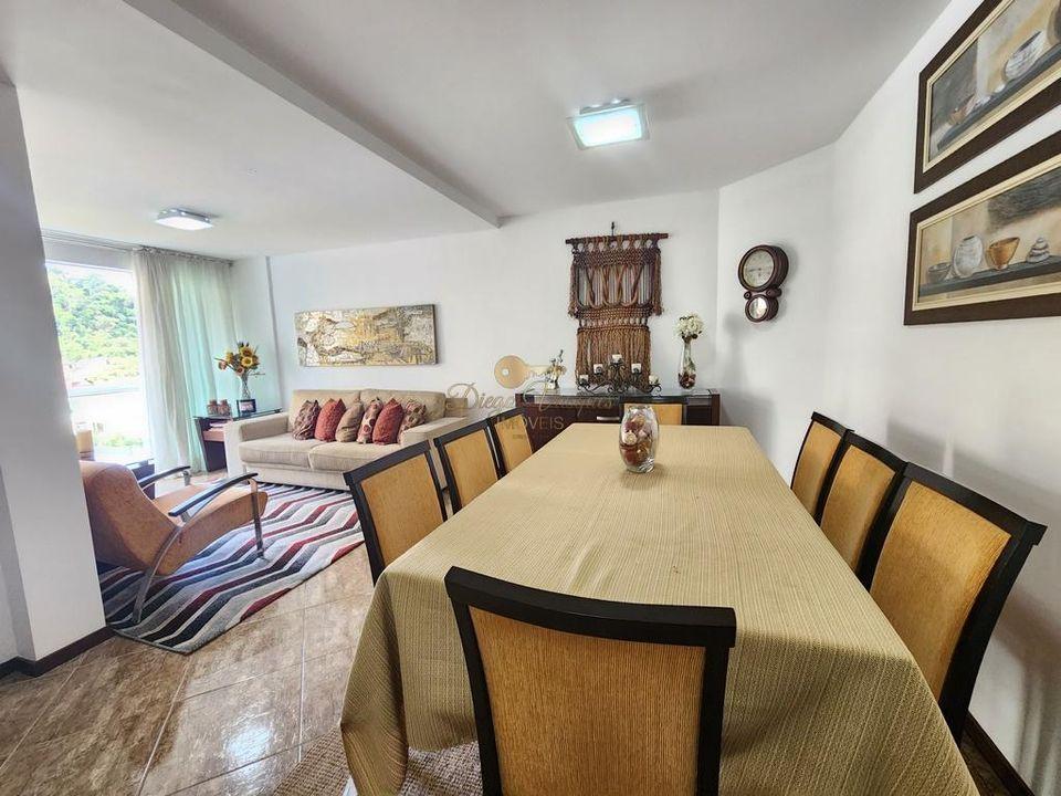 Apartamento à venda com 3 quartos, 142m² - Foto 4