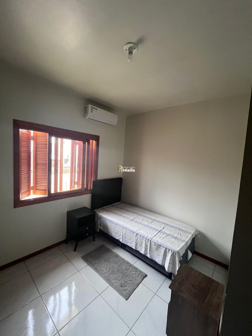 Casa à venda com 2 quartos, 70m² - Foto 16