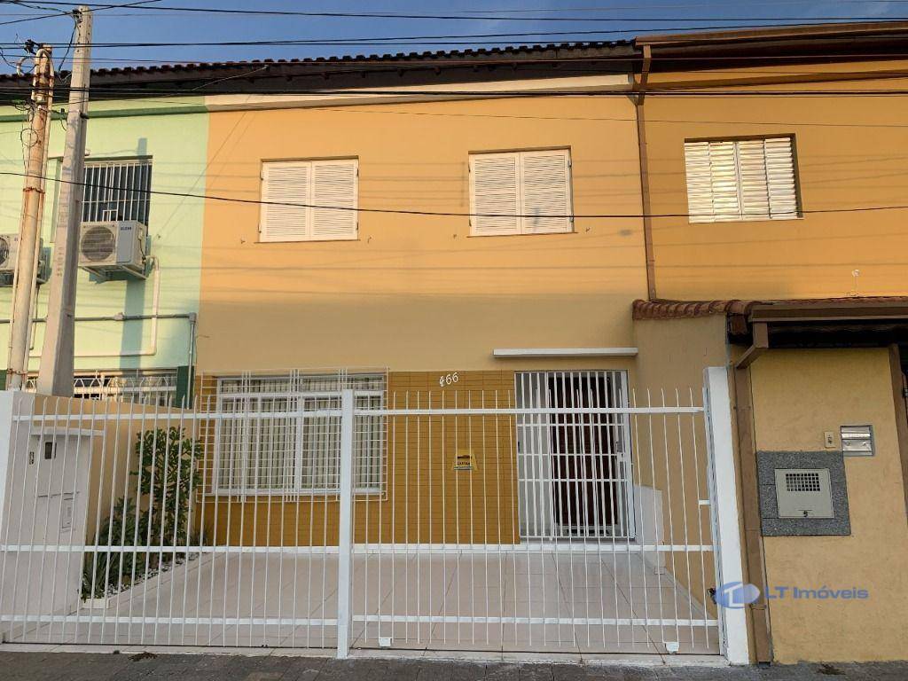 Sobrado à venda com 3 quartos, 156m² - Foto 1