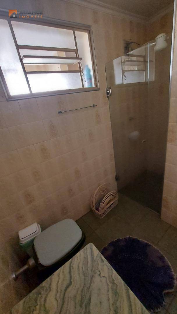 Apartamento para alugar com 2 quartos, 55m² - Foto 8