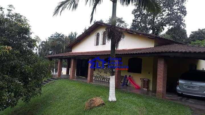Chácara à venda com 4 quartos, 300m² - Foto 4