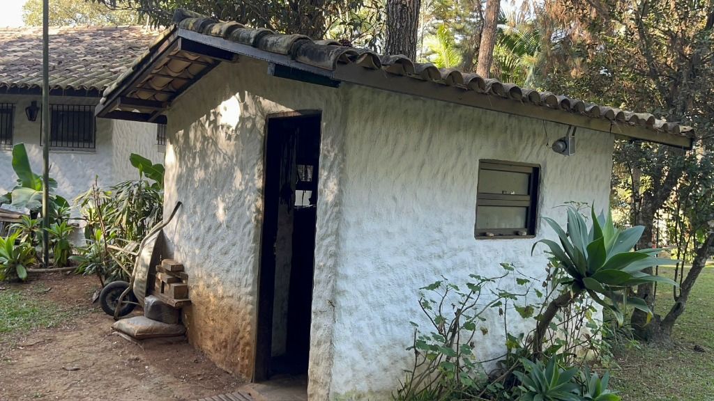 Casa de Condomínio à venda com 4 quartos, 400m² - Foto 29