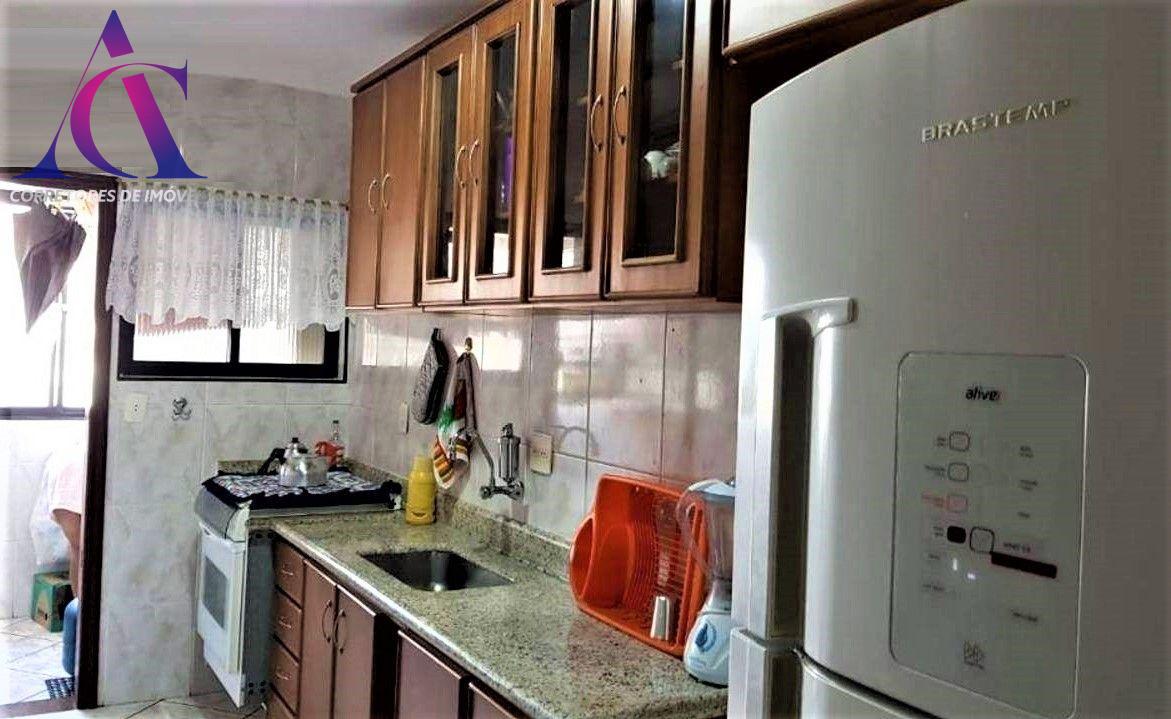 Apartamento à venda com 2 quartos, 136m² - Foto 10