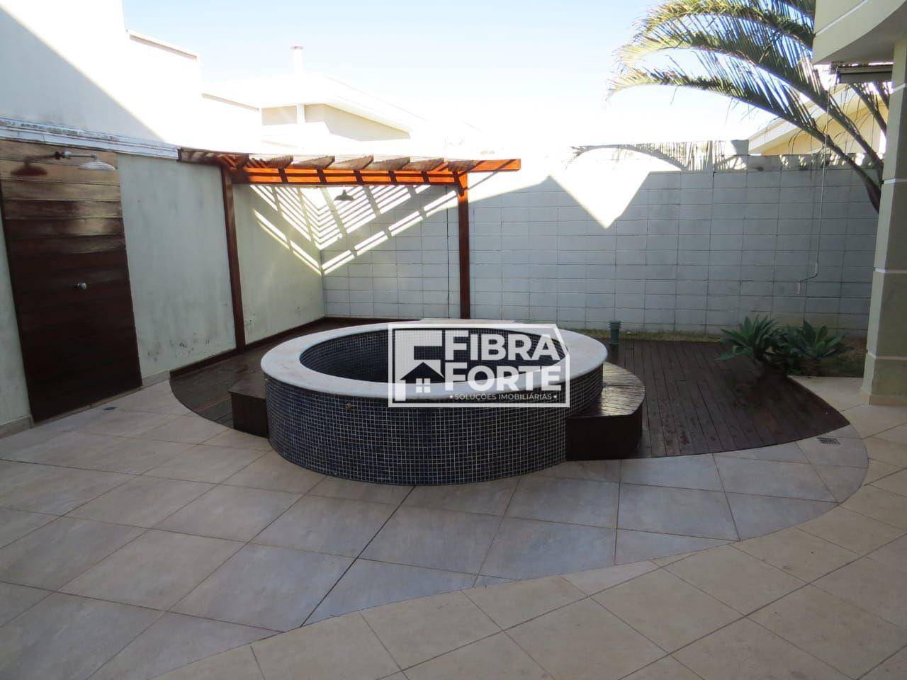 Casa de Condomínio para alugar com 4 quartos, 314m² - Foto 10