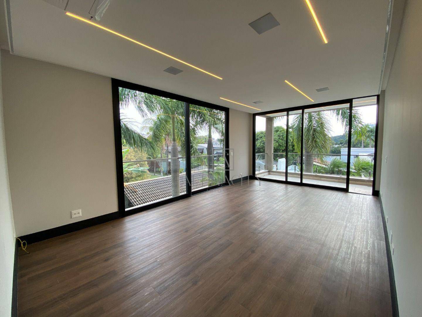 Casa de Condomínio à venda com 5 quartos, 1050m² - Foto 31