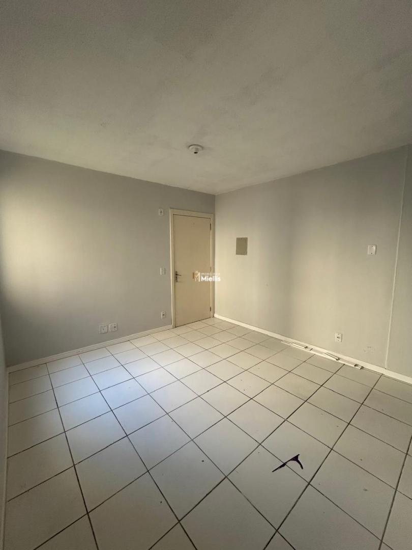 Apartamento à venda com 2 quartos, 61m² - Foto 17