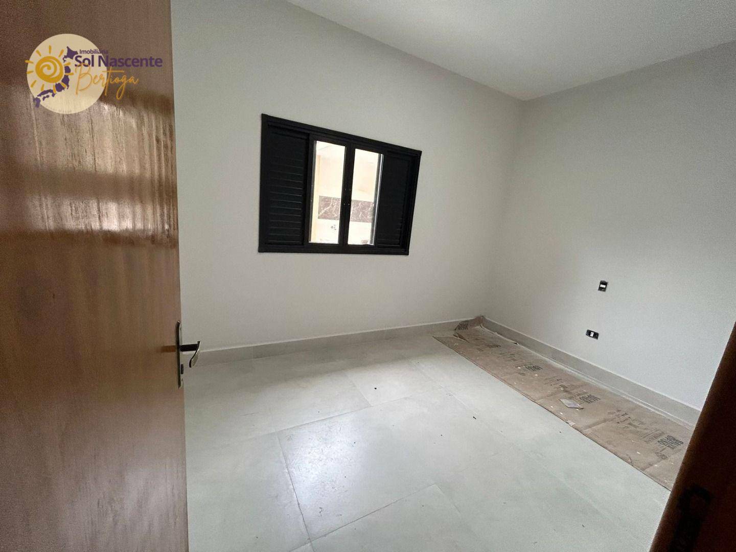 Casa à venda com 3 quartos, 105m² - Foto 7