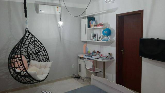 Casa de Condomínio à venda com 3 quartos, 320m² - Foto 8