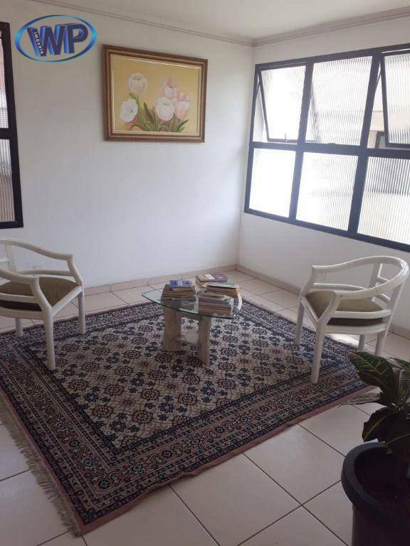 Apartamento à venda com 2 quartos, 56m² - Foto 22