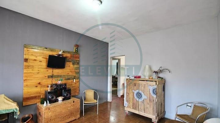 Casa à venda com 2 quartos, 116m² - Foto 4