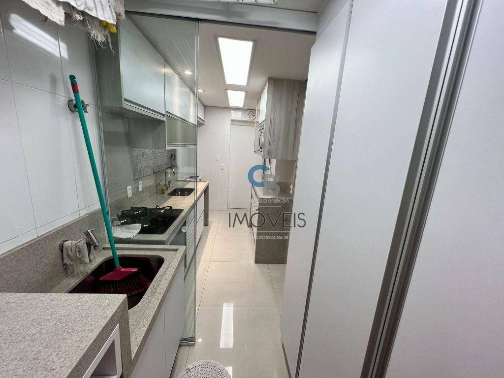 Apartamento à venda com 3 quartos, 92m² - Foto 19