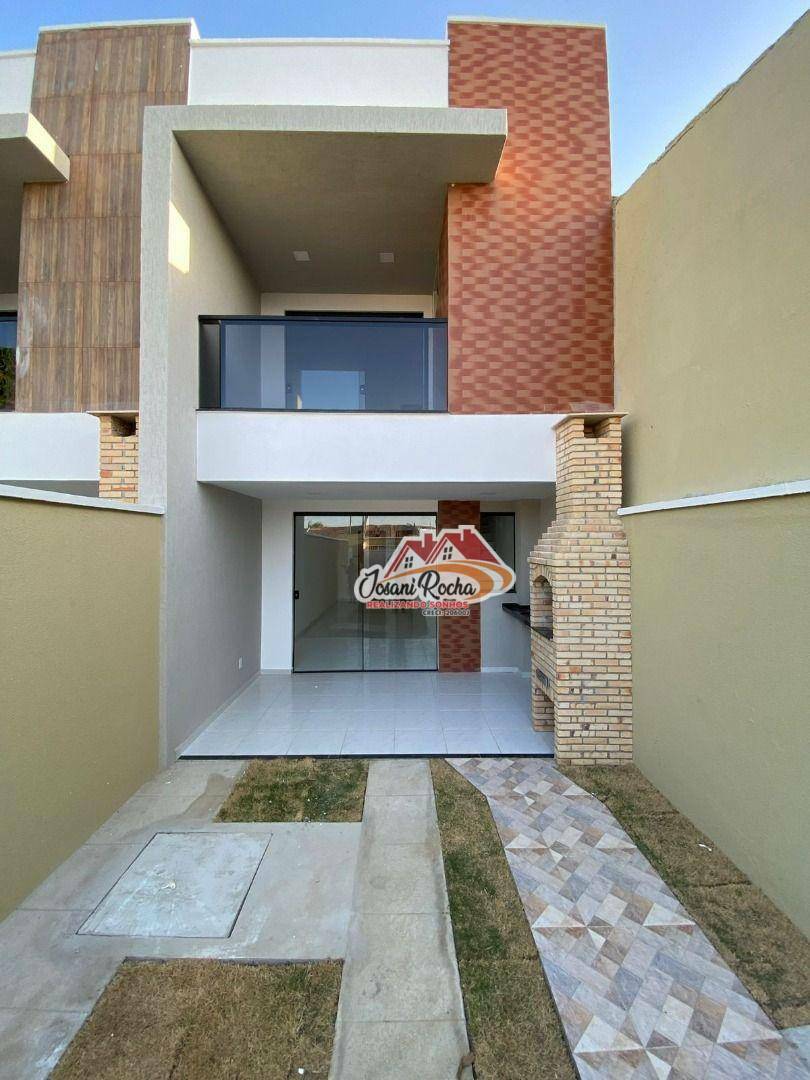 Casa à venda com 3 quartos, 103m² - Foto 1