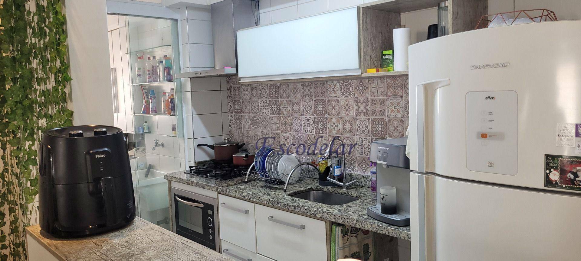 Apartamento à venda com 3 quartos, 93m² - Foto 4