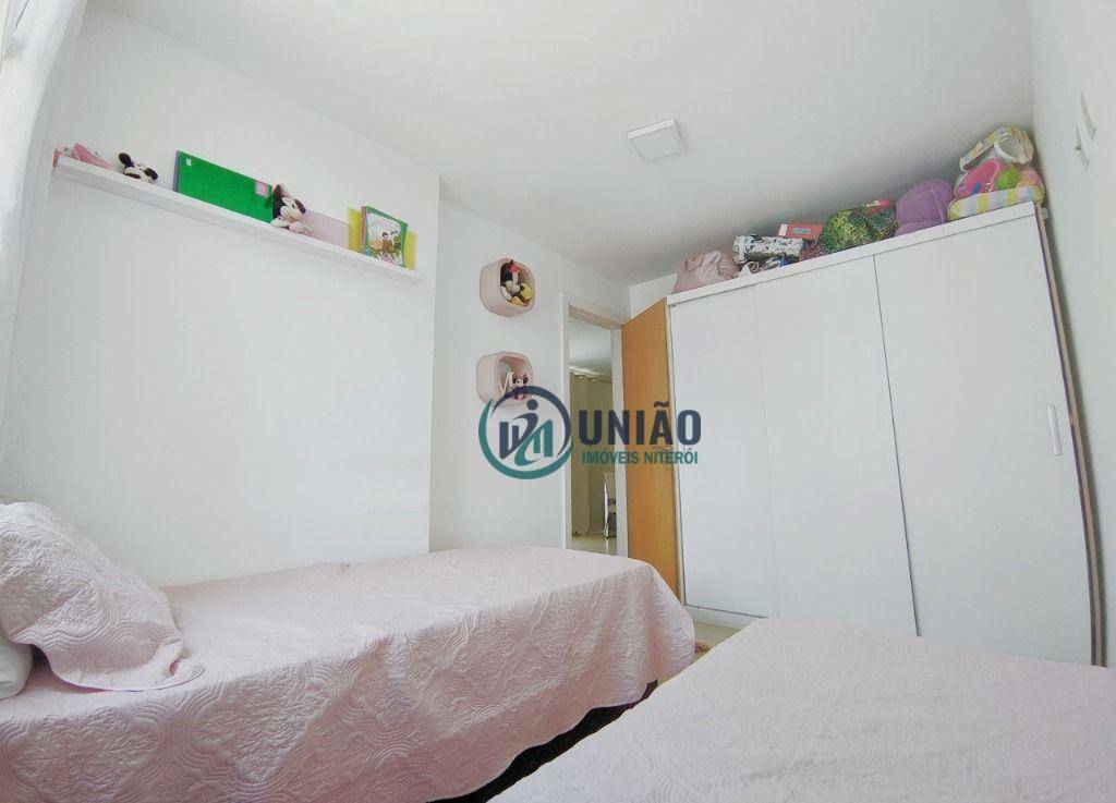 Apartamento à venda com 2 quartos, 75m² - Foto 9