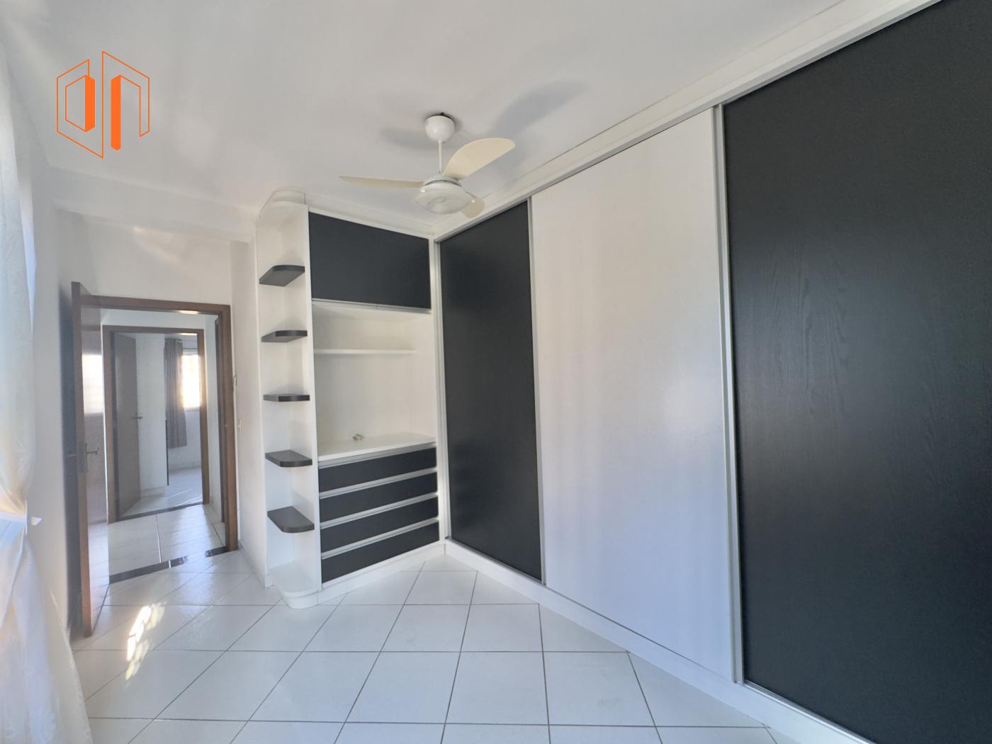 Apartamento à venda com 2 quartos, 64m² - Foto 17