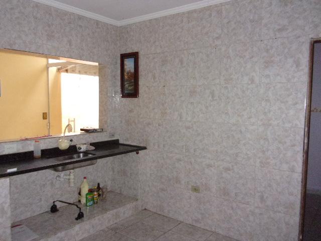 Casa à venda com 3 quartos, 150m² - Foto 2