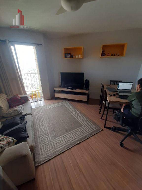 Apartamento à venda com 2 quartos, 63m² - Foto 2