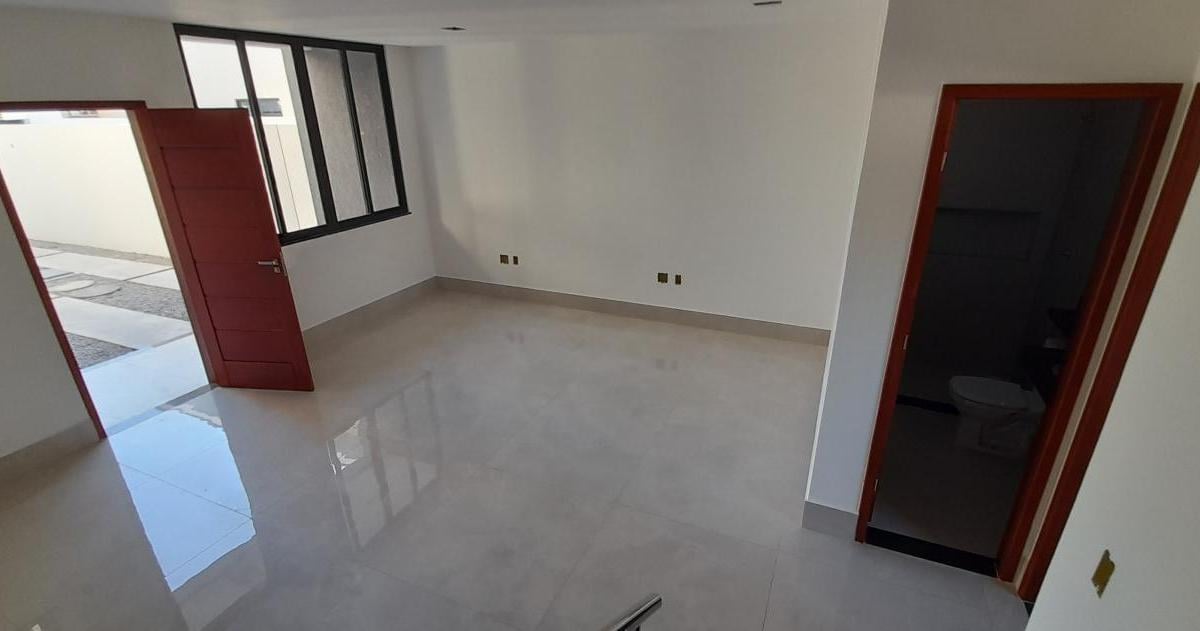 Casa à venda com 3 quartos, 140m² - Foto 29