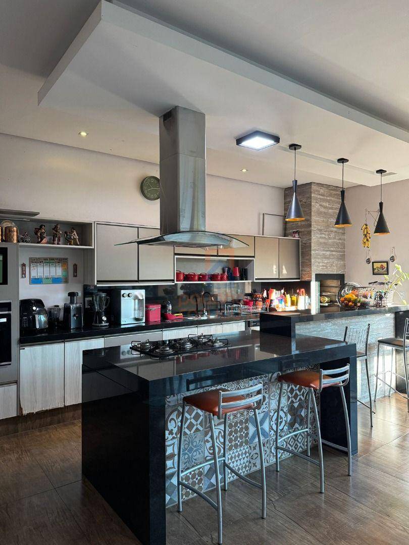 Casa, 4 quartos, 330 m² - Foto 19