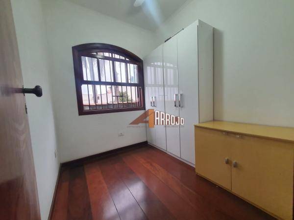 Sobrado à venda com 5 quartos, 240m² - Foto 40