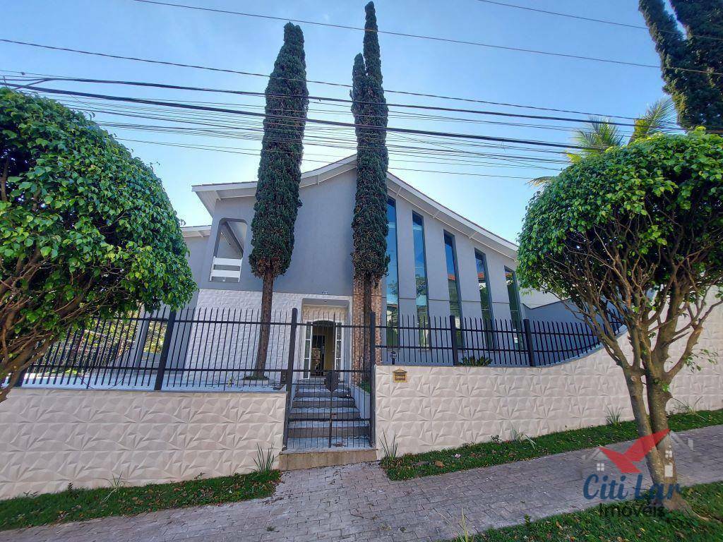 Sobrado à venda com 4 quartos, 480m² - Foto 2