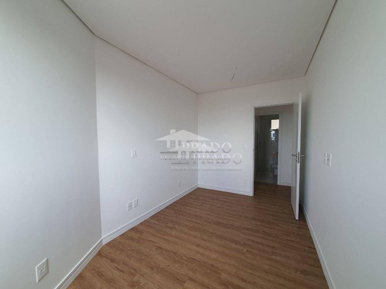 Apartamento à venda com 3 quartos, 128m² - Foto 21