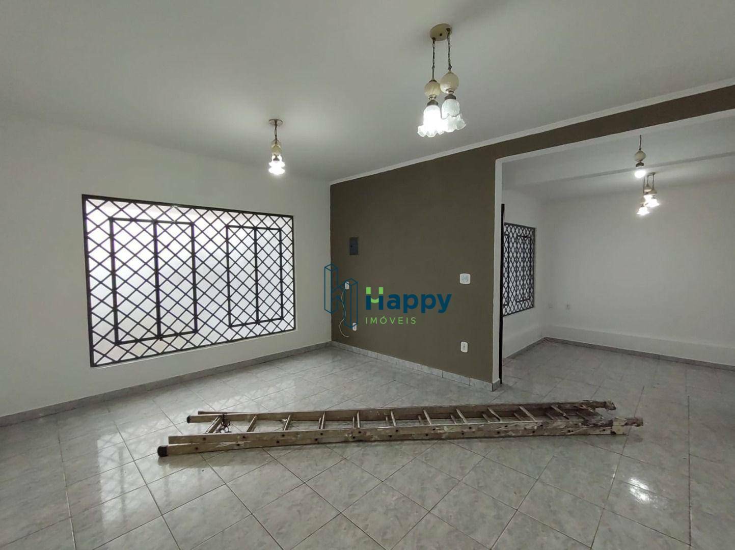 Casa à venda com 3 quartos, 200m² - Foto 21