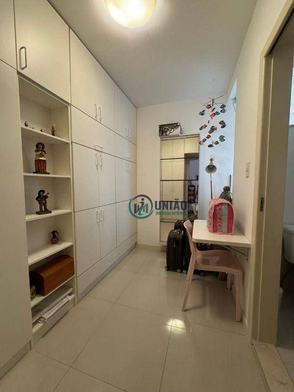 Apartamento à venda com 2 quartos, 72m² - Foto 19