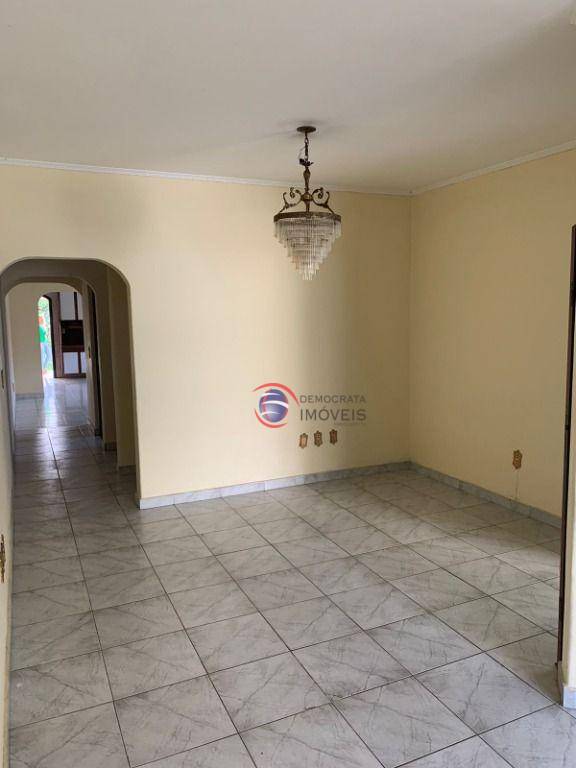 Sobrado à venda com 4 quartos, 232m² - Foto 31