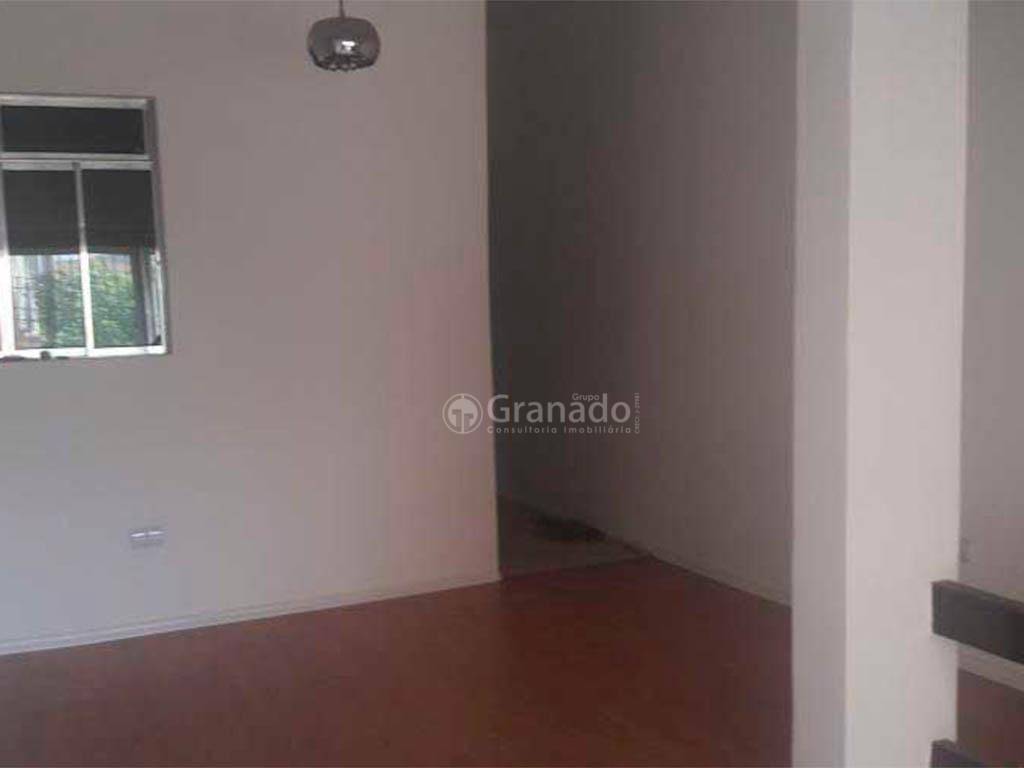 Sobrado à venda com 2 quartos, 100m² - Foto 2