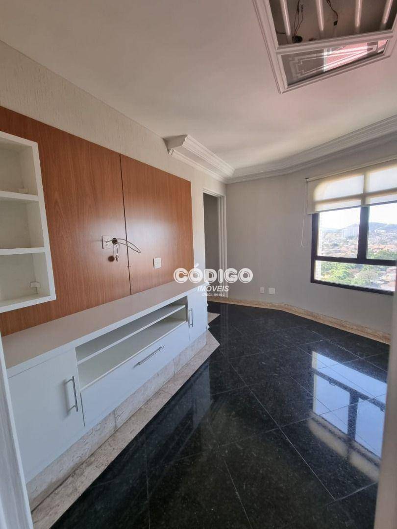 Cobertura para alugar com 3 quartos, 325m² - Foto 15