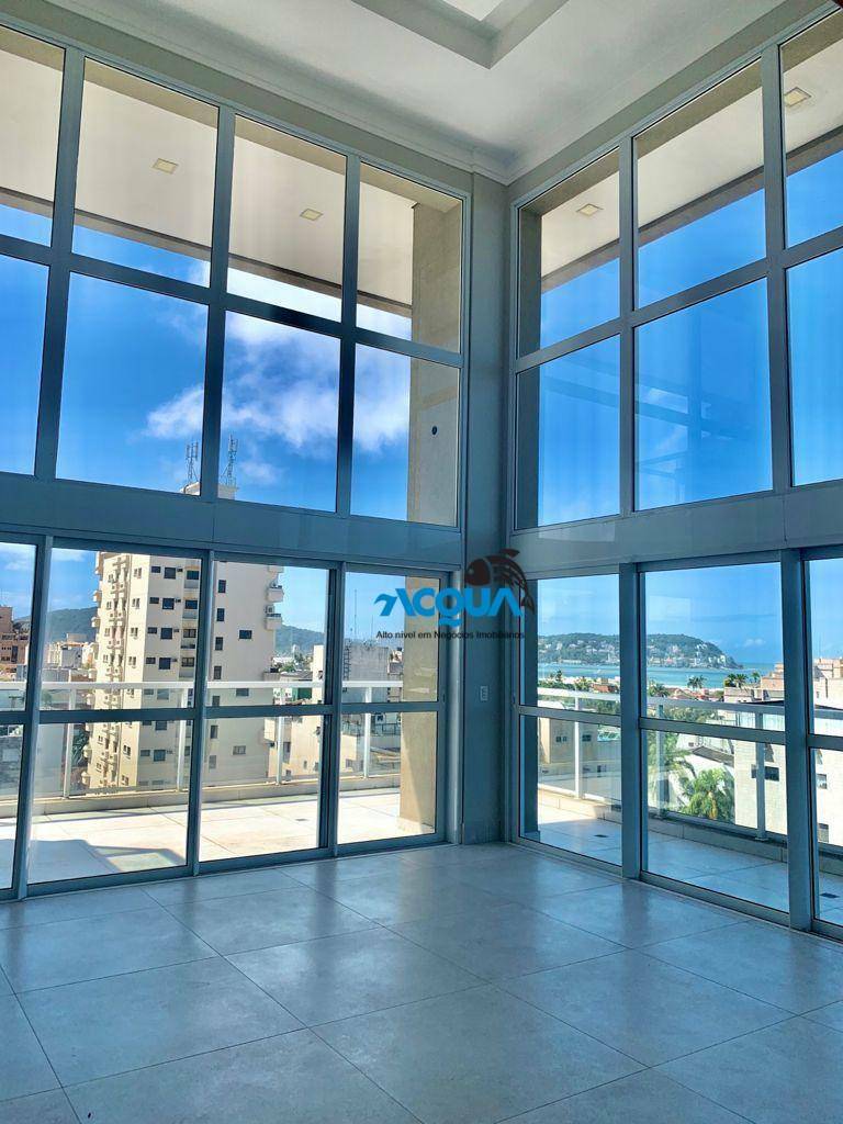 Apartamento à venda com 3 quartos, 130m² - Foto 2