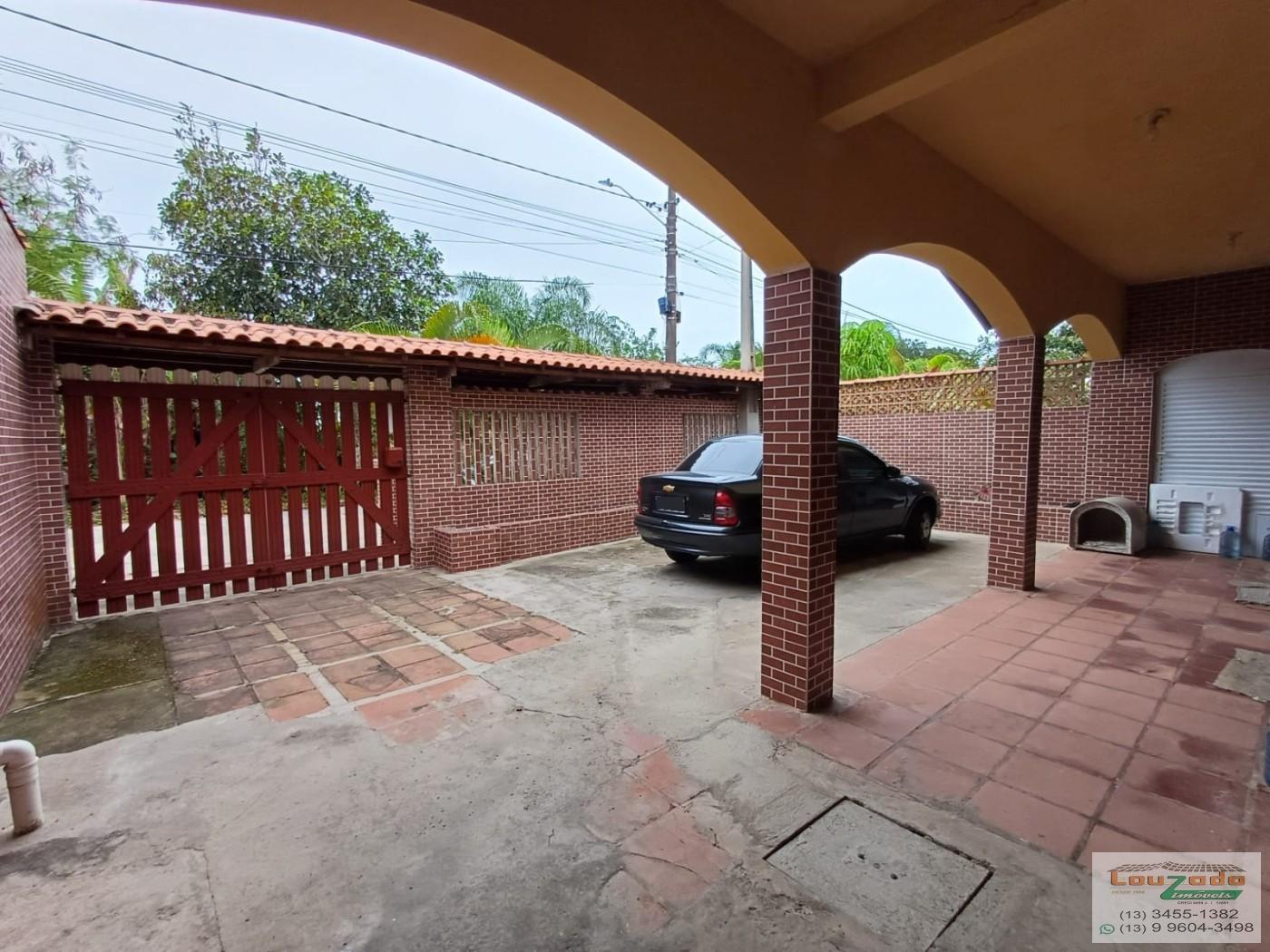 Casa à venda com 3 quartos, 190m² - Foto 2