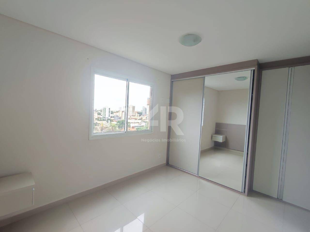 Apartamento à venda com 3 quartos, 85m² - Foto 9