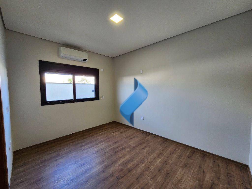 Casa à venda com 3 quartos, 230m² - Foto 16