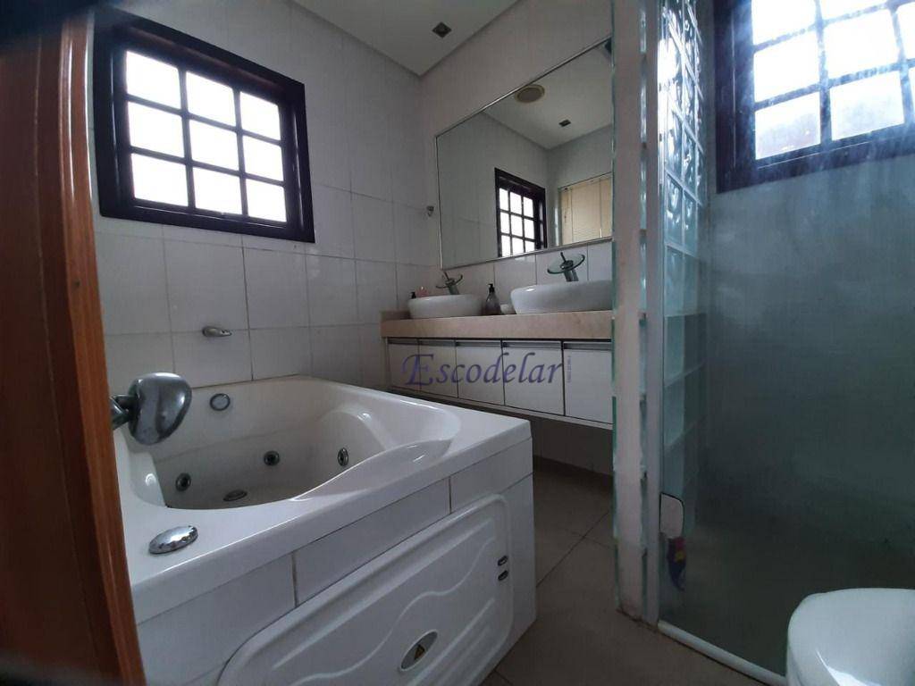 Casa à venda com 3 quartos, 240m² - Foto 35